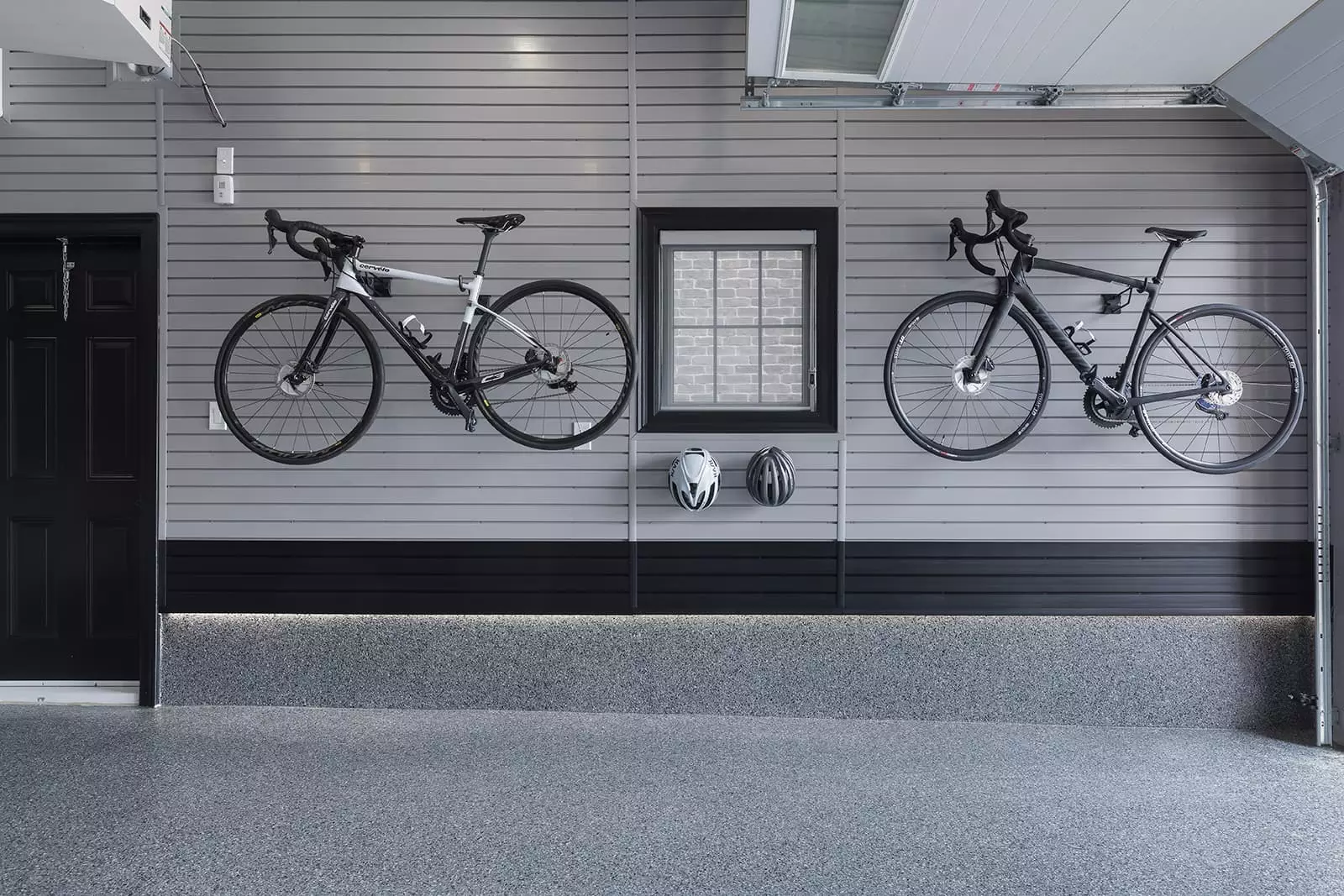 xdouble-car-lift-garage-0183.jpg.pagespeed.ic.EJtgkQScTW - Copy